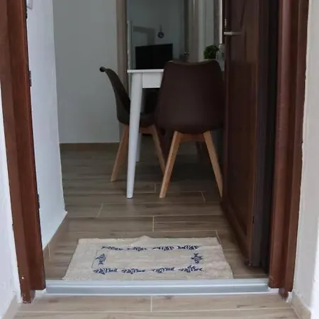 Corali Luxury Malaki
